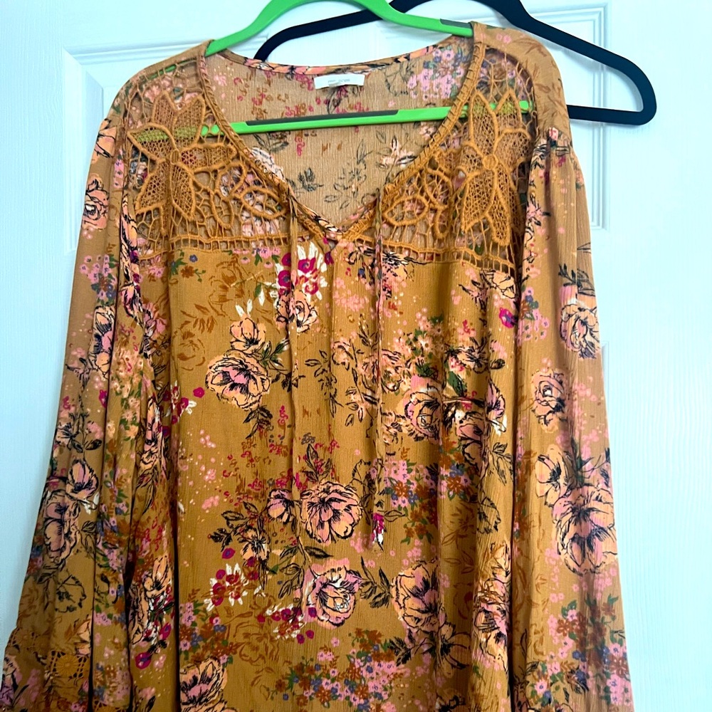 Long Sleeve Floral Top